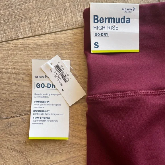 Bike Shorts .Old Navy. <Maroon> - Picture 3 of 4